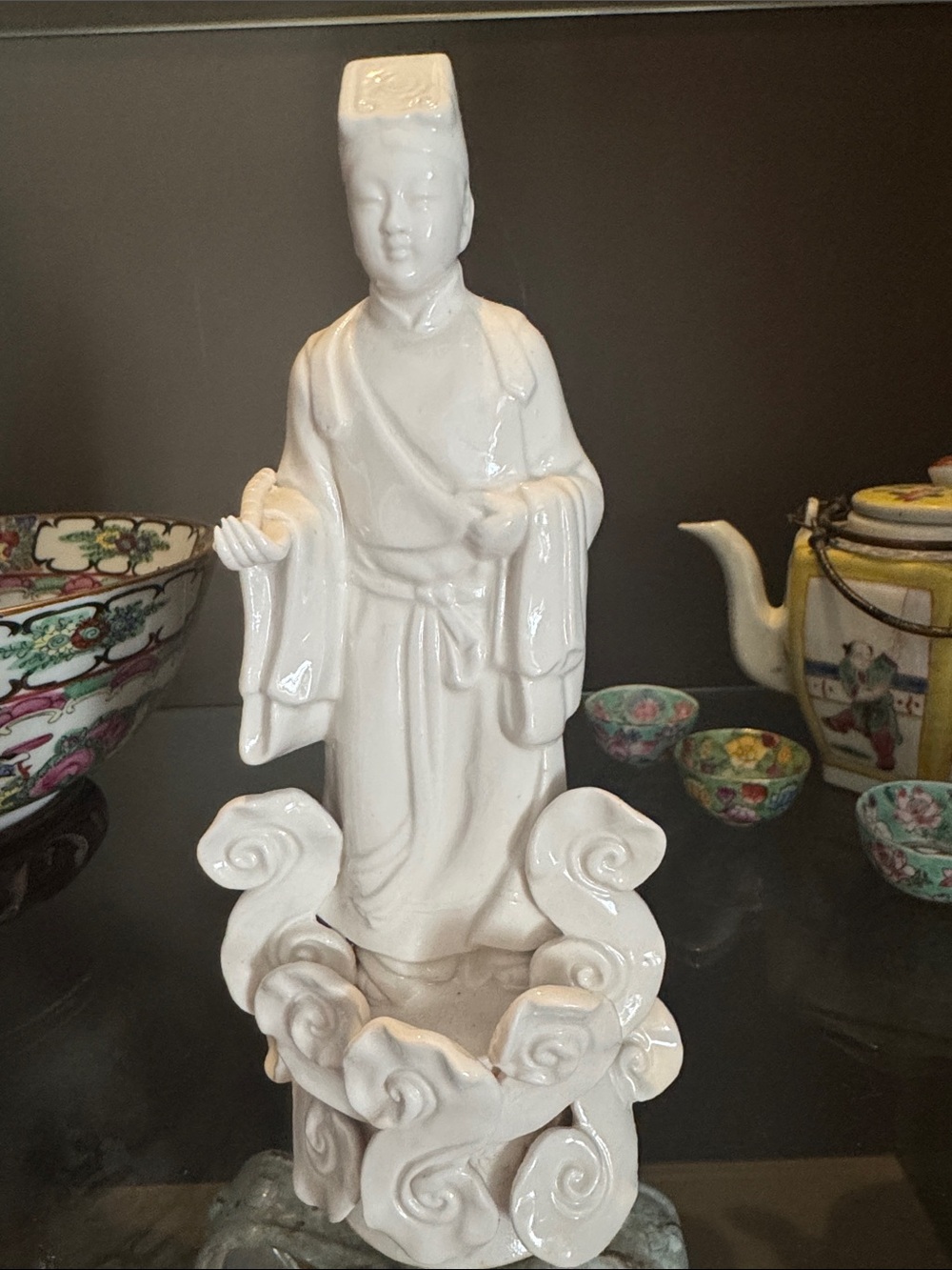 White Porcelain Asian Figurine Set - Trio - Picture 2 of 7